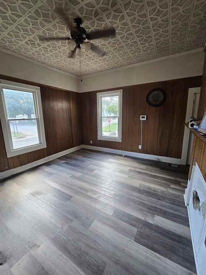 14 Stringer St - Photo 6 of 12