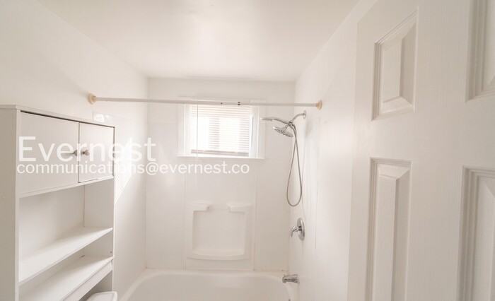 792 Butler Ave - Photo 4 of 15
