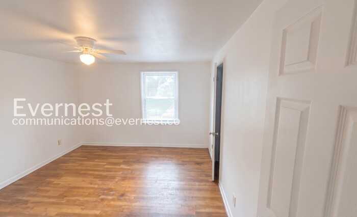 792 Butler Ave - Photo 6 of 15