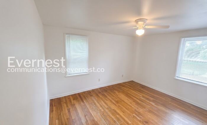 792 Butler Ave - Photo 7 of 15