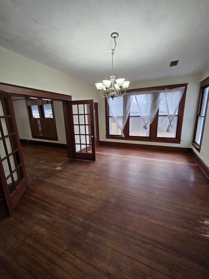 1735 Cleveland St - Photo 7 of 8