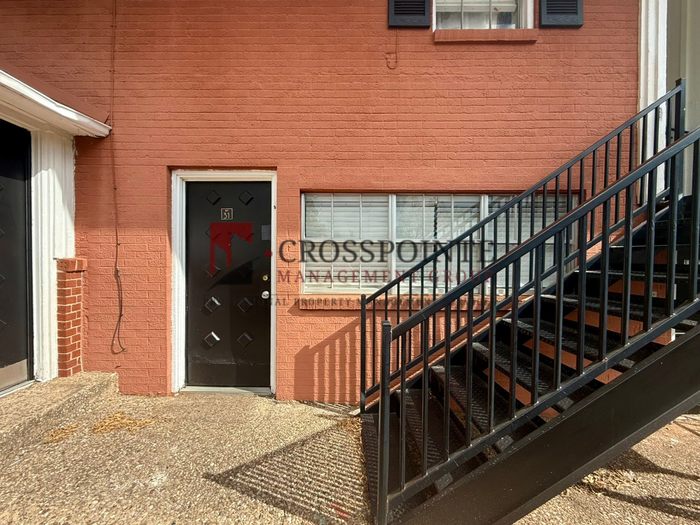 201 W Phillips St #31