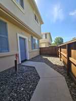 featured image of 1751 Pinewood Dr #3D