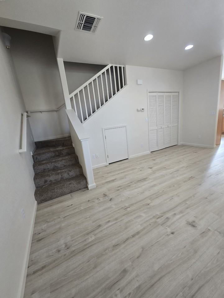 1751 Pinewood Dr #3D - Photo 7 of 12