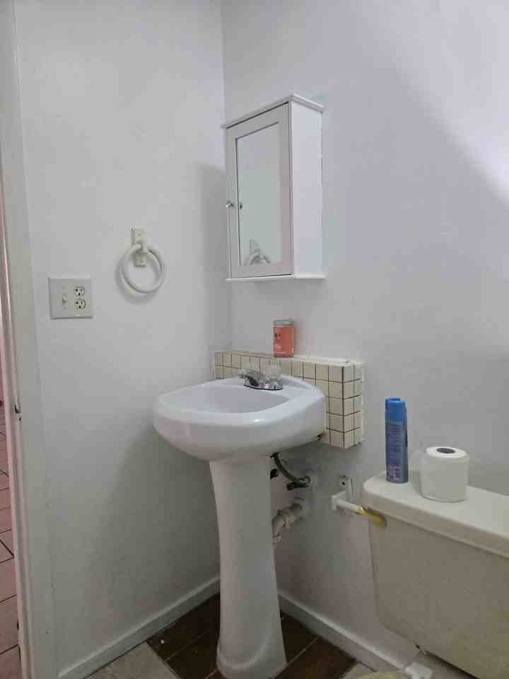 4376 Bryan Ave #NA - Photo 5 of 10