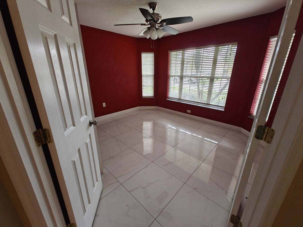 5569 Berwood Dr #NA - Photo 3 of 10