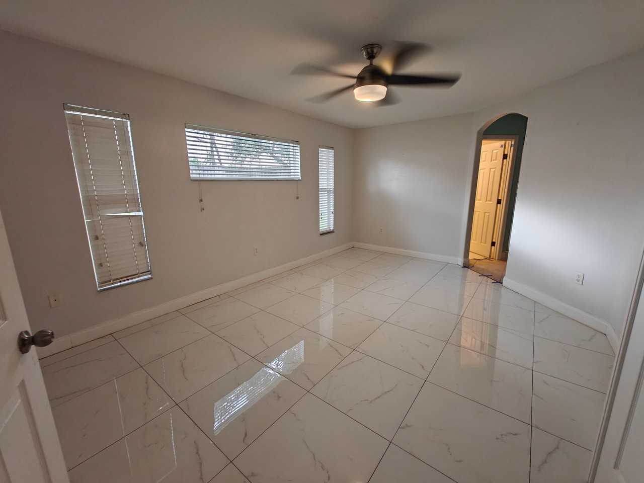 5569 Berwood Dr #NA - Photo 7 of 10