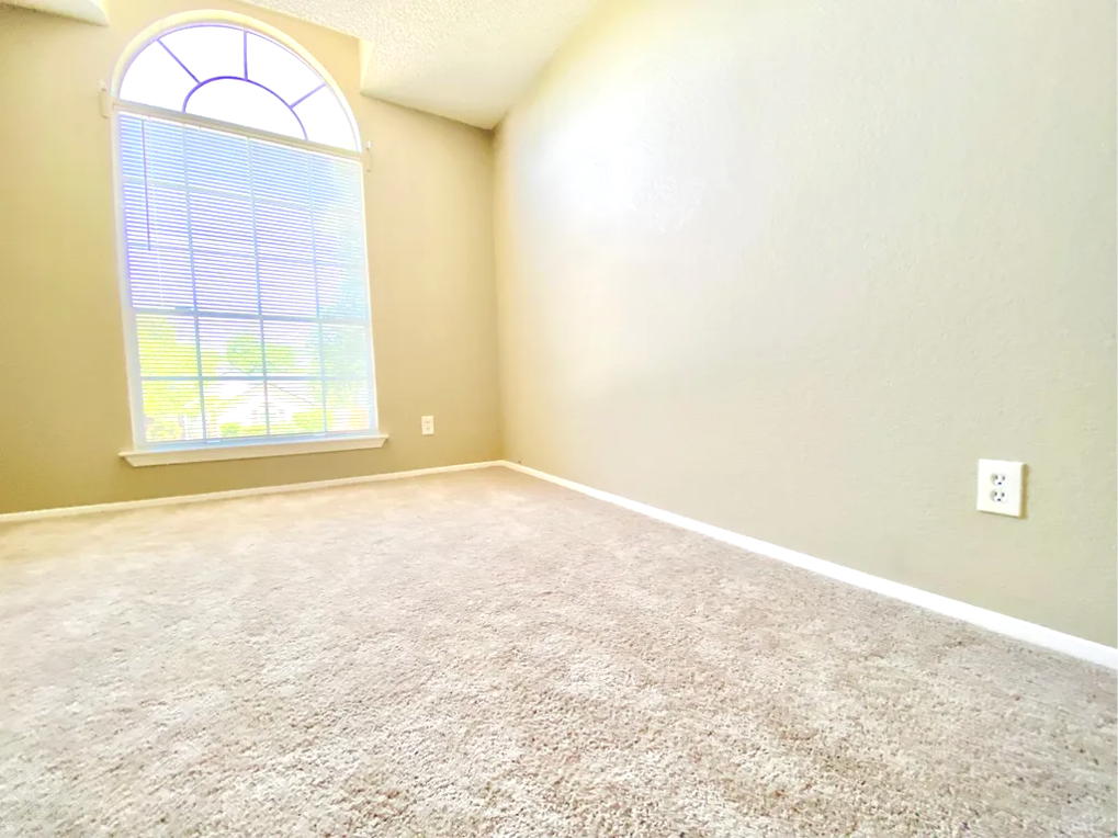 1703 Sylvia Ln #NA - Photo 4 of 22