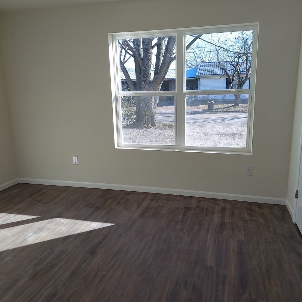1329 Onie St #NA - Photo 6 of 8
