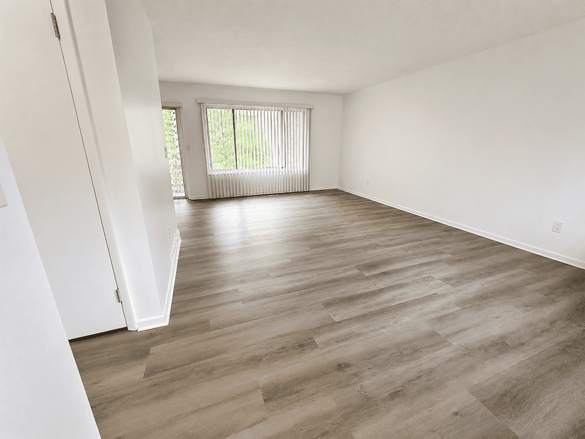 918 Pierce Rd #918 - Photo 6 of 21