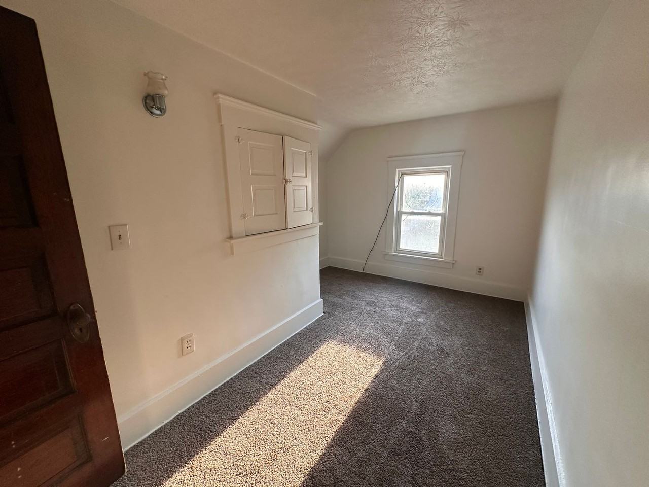 913 Smith Ave Sw #NA - Photo 6 of 10