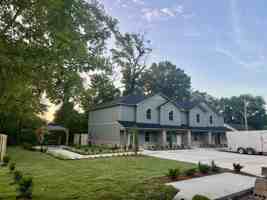 featured image of 1120 Seals St #C