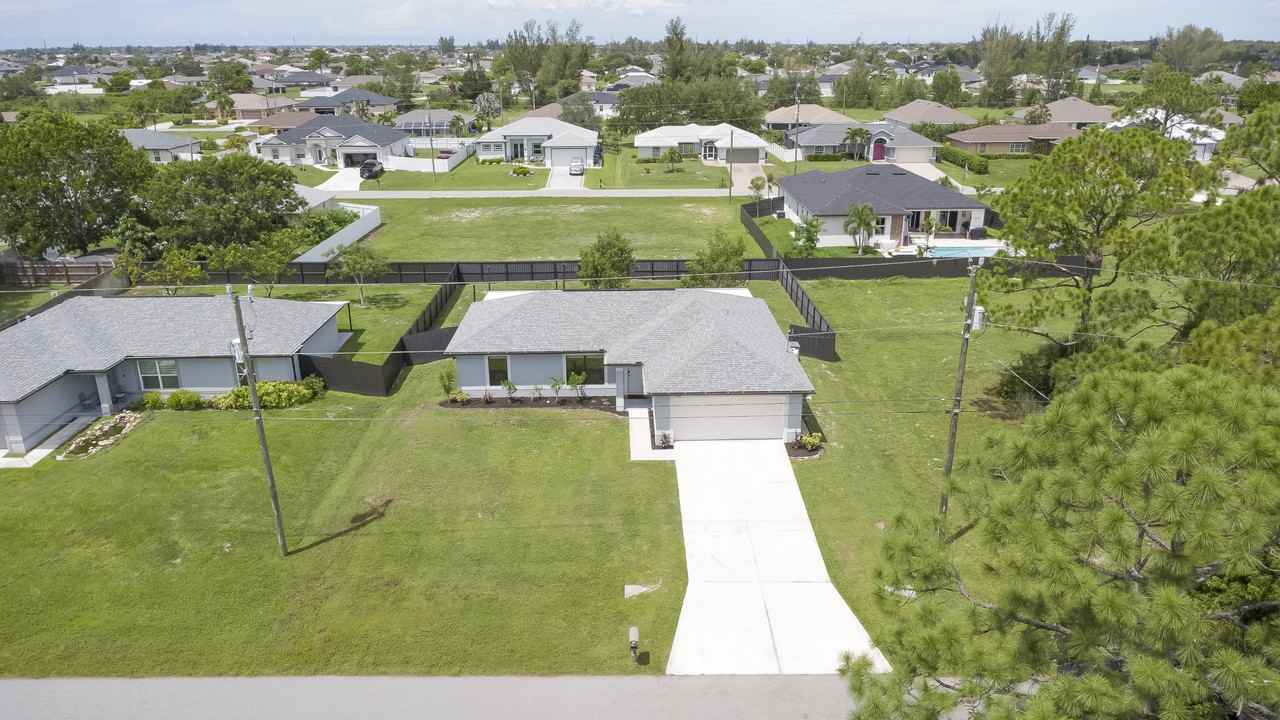 1110 Nw 19th Ave #NA - Photo 3 of 26