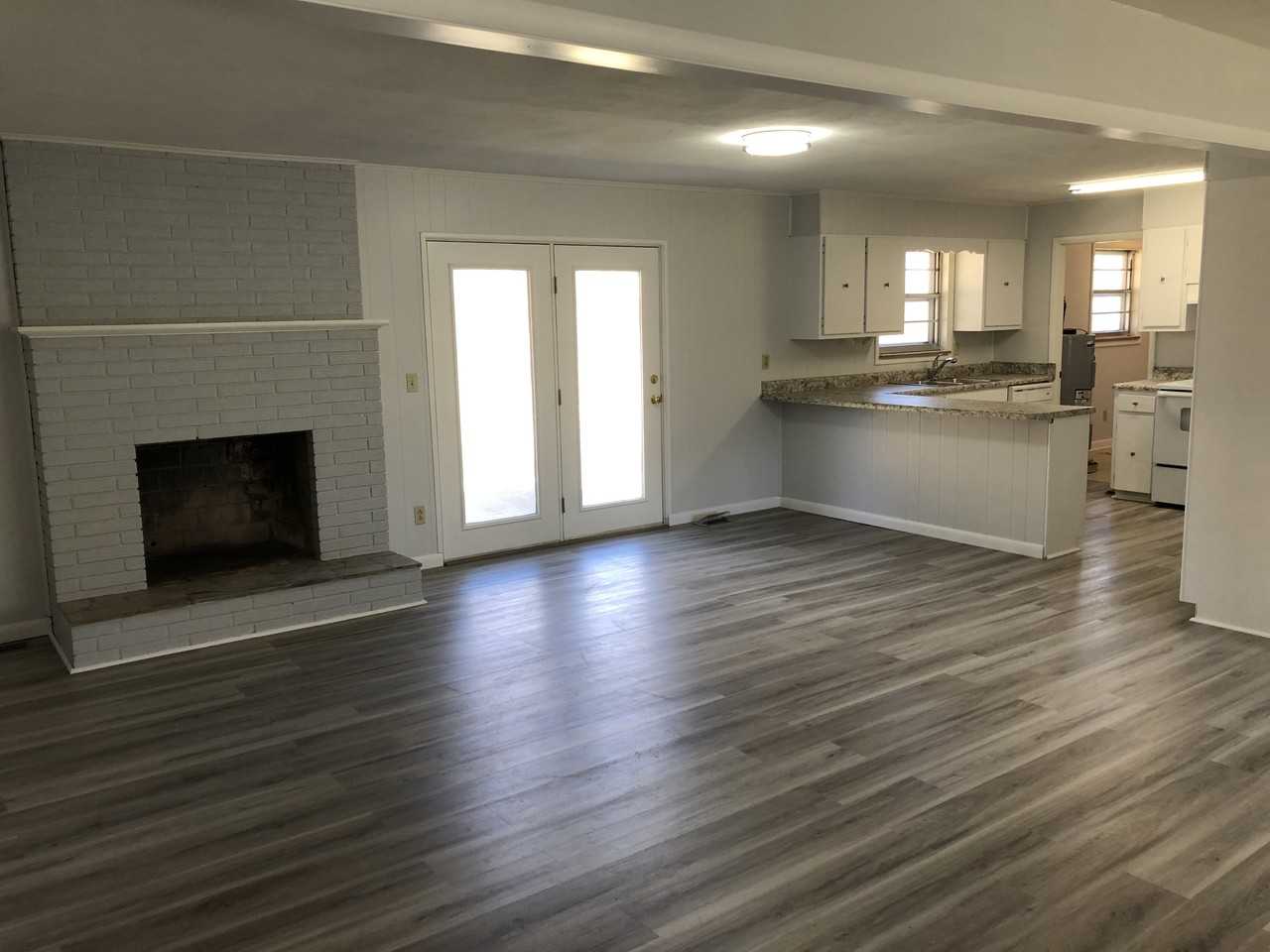 909 Martingale Dr #NA - Photo 3 of 15