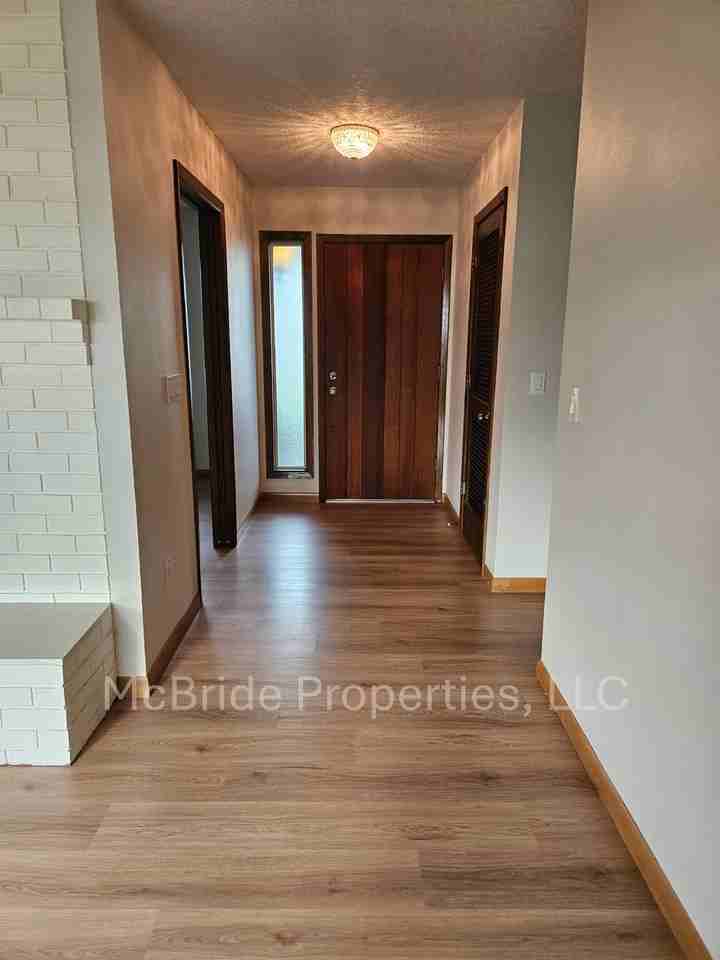 2590 N Maple Ct #NA - Photo 2 of 14