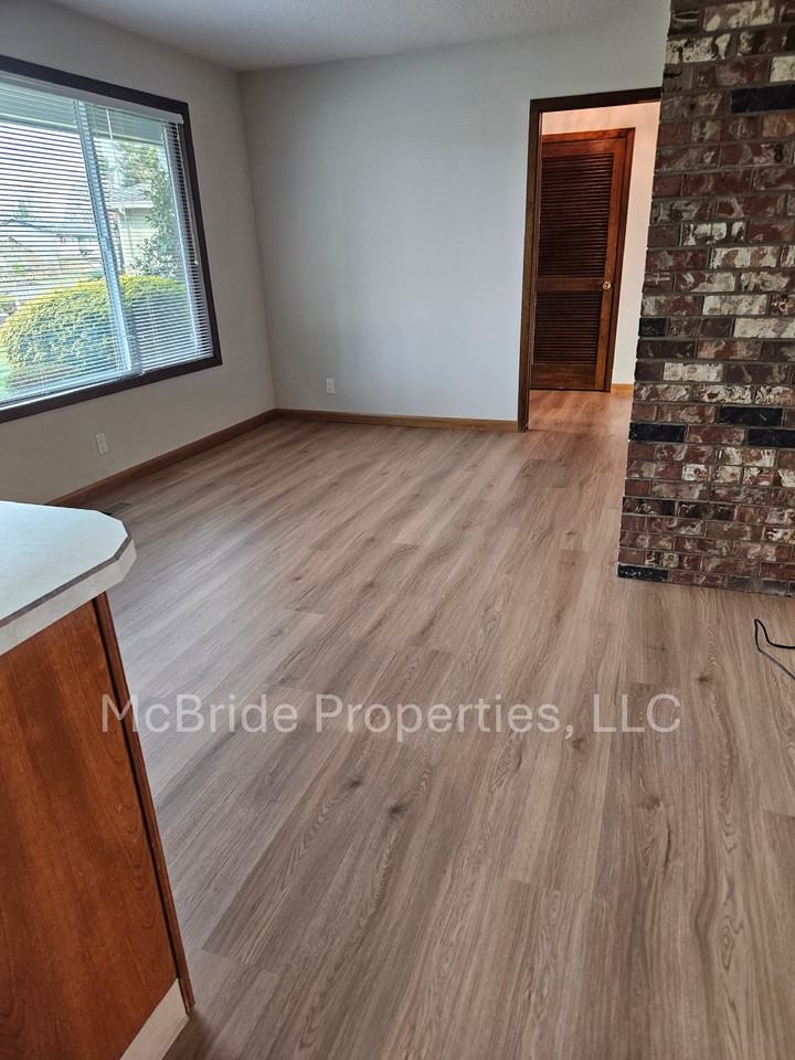 2590 N Maple Ct #NA - Photo 5 of 14