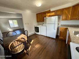 featured image of 129 N Arch St #2