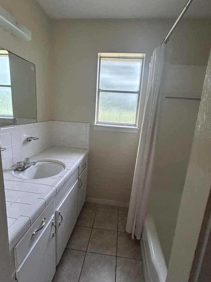 2102 Woody Rd #NA - Photo 6 of 13