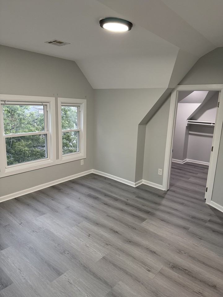 230 N Maple Ave #3 - Photo 5 of 8