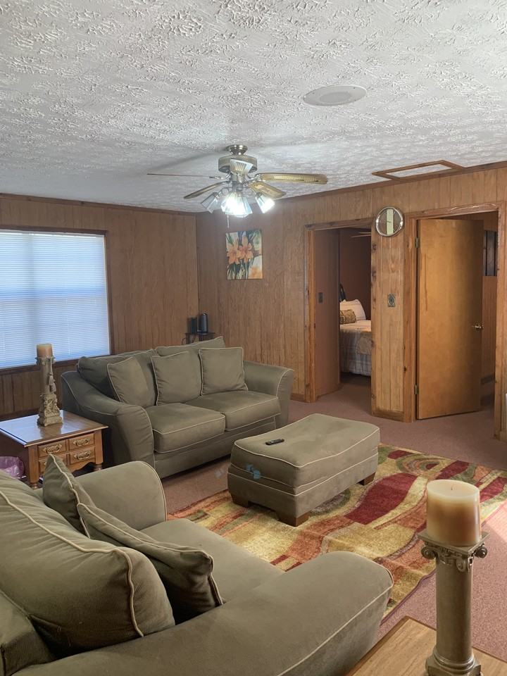 705 Crawford St #705 - Photo 2 of 8