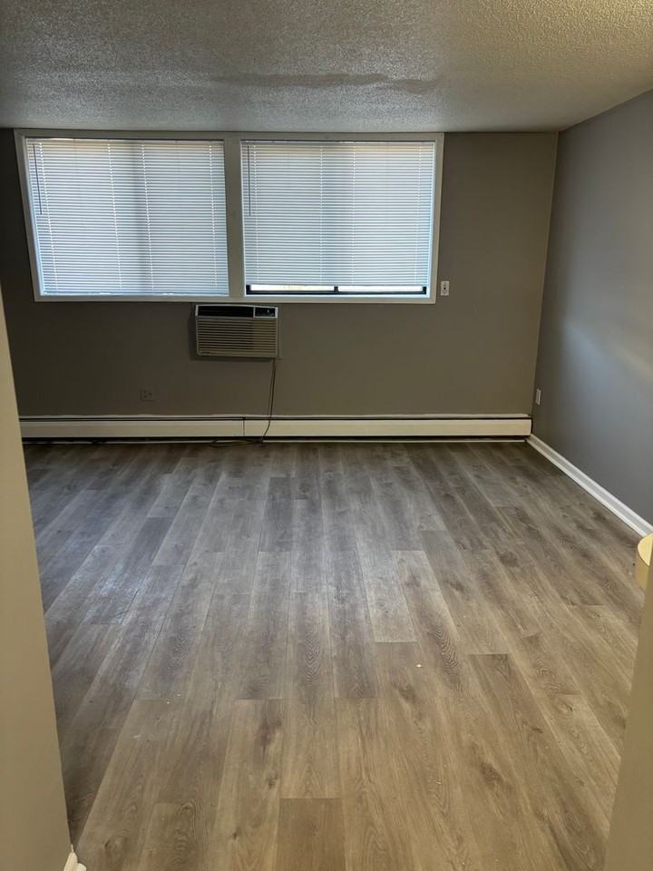 2525 Harriet Ave Building - Photo 6 of 10