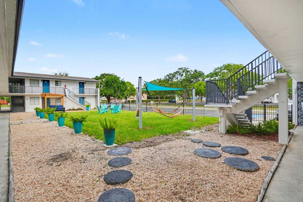 Aria Apartment Homes - Photo 4 of 5