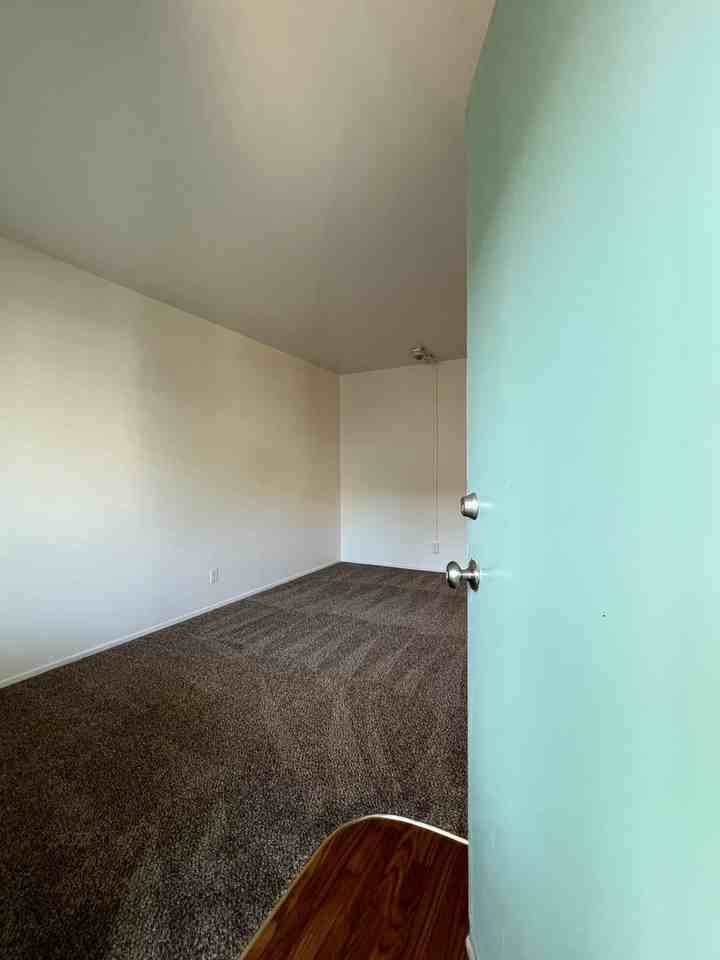 Bridgeview Apartments - Photo 2 of 25