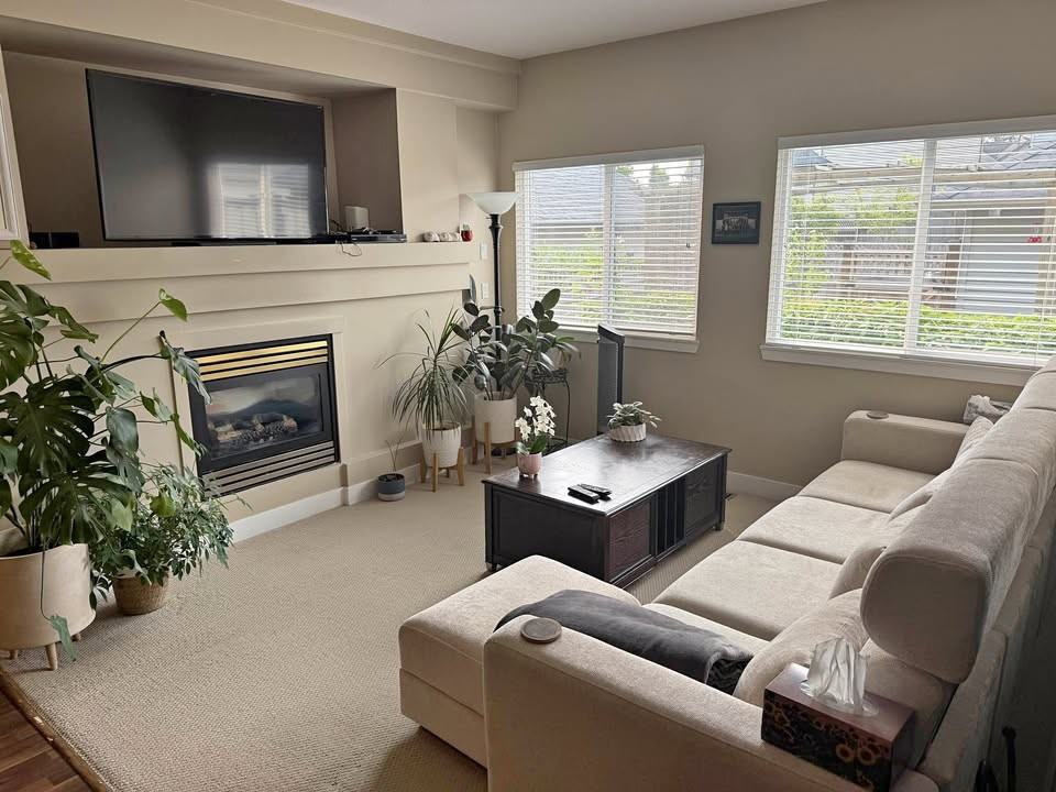 16640 60 Avenue - Photo 3 of 8