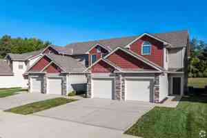 featured image of 2231 Sw Burning Wood Ln