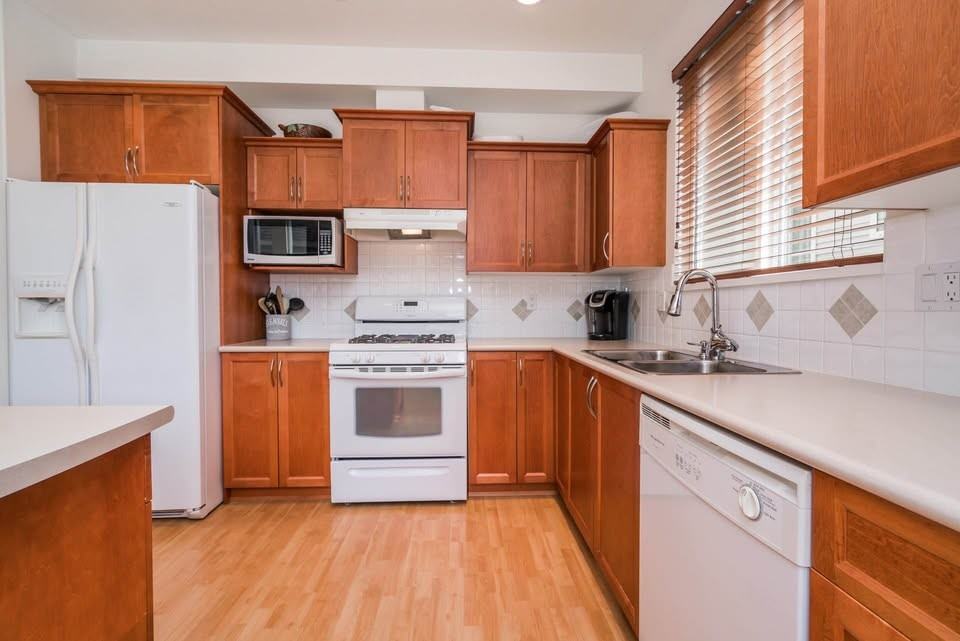 6985 201A Street - Photo 3 of 15