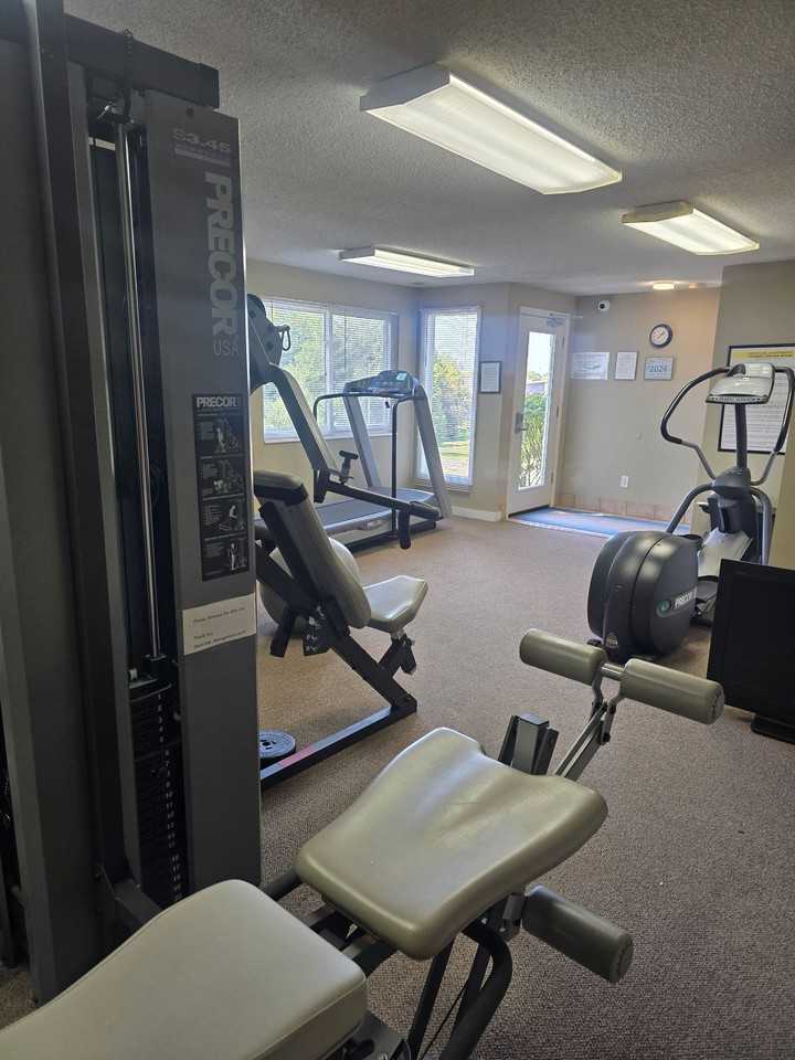 Bent Oak Apartments - Photo 5 of 31