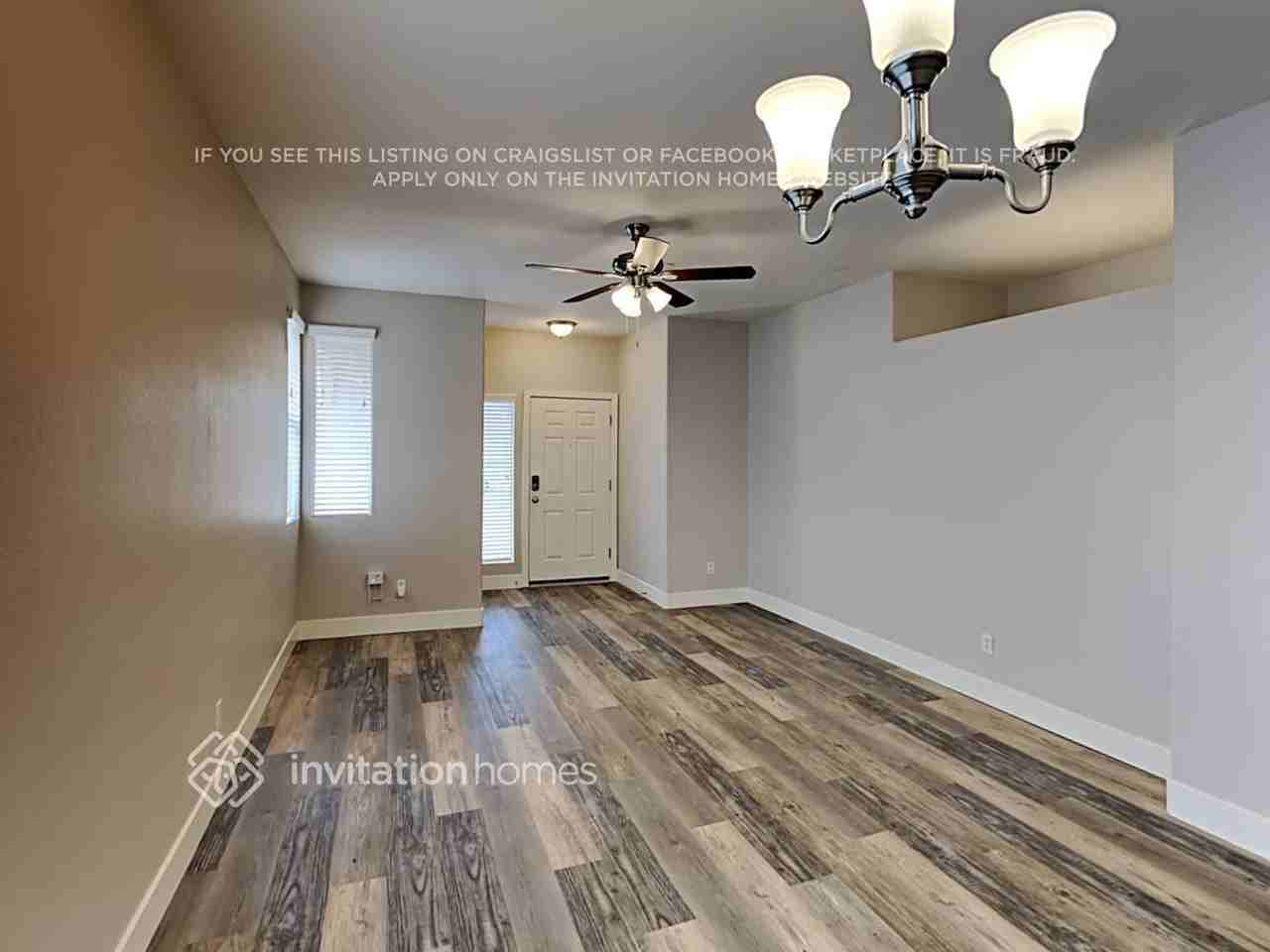 9164 Briarthorne St - Photo 3 of 19
