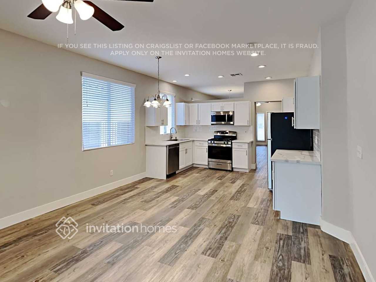 9164 Briarthorne St - Photo 6 of 19