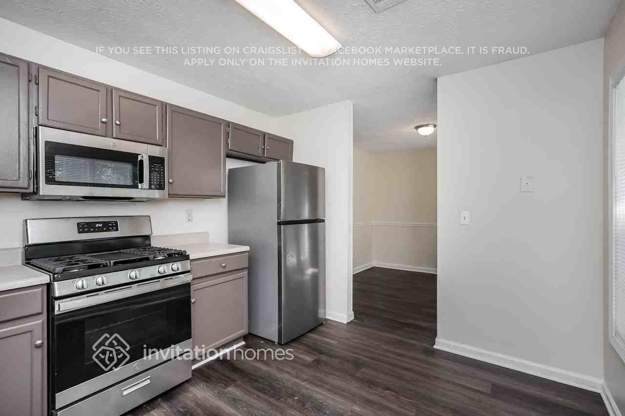221 River Birch Dr - Photo 7 of 18