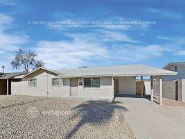 featured image of 816 W 18th St