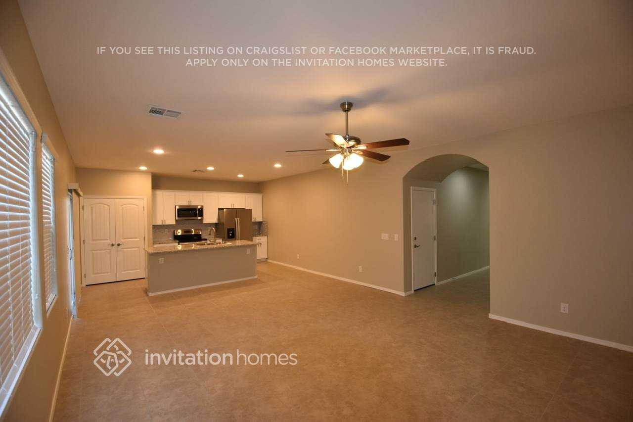 1344 E Palomino Way - Photo 3 of 17