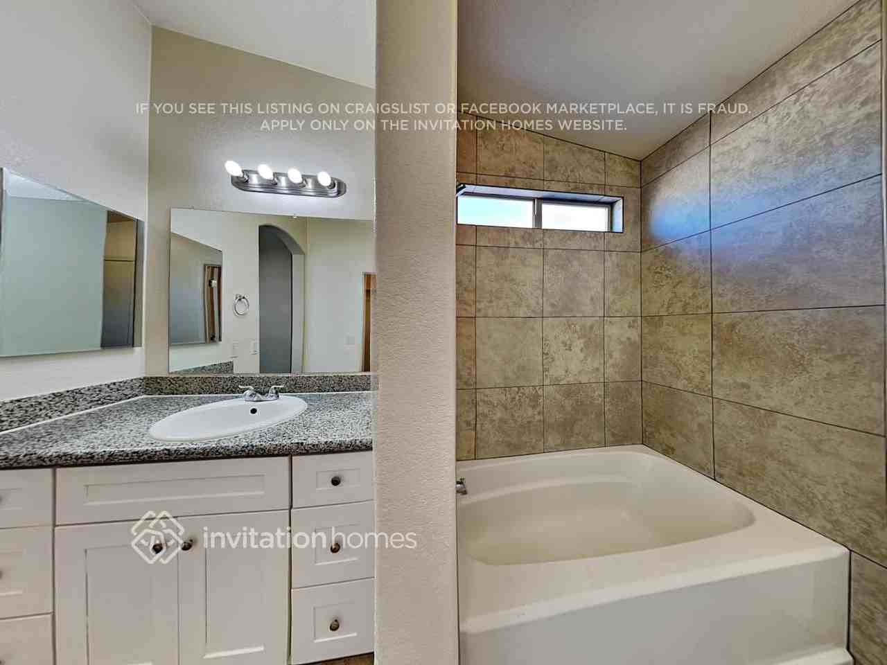 6038 W Illini St - Photo 7 of 14