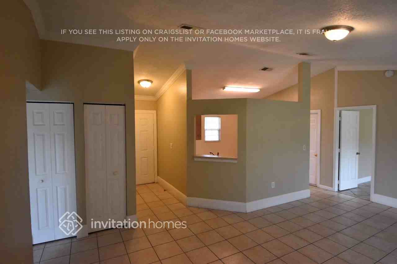 714 Hamster Ct - Photo 4 of 15