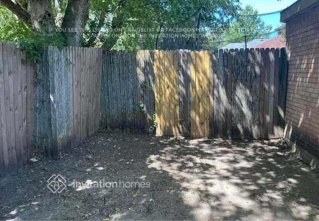 536 Majestic Park Ln - Photo 4 of 5