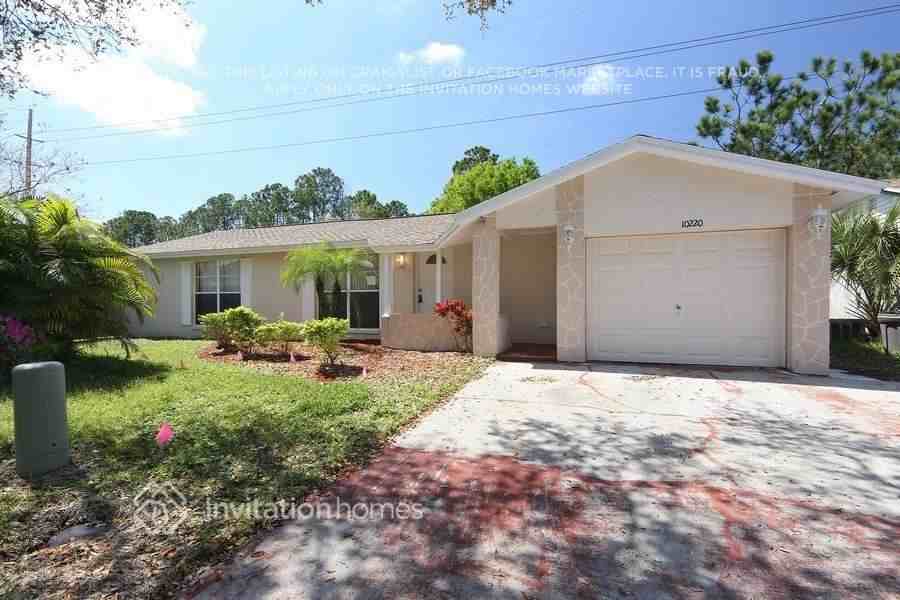 10220 Wilcox Ct - Photo 2 of 20