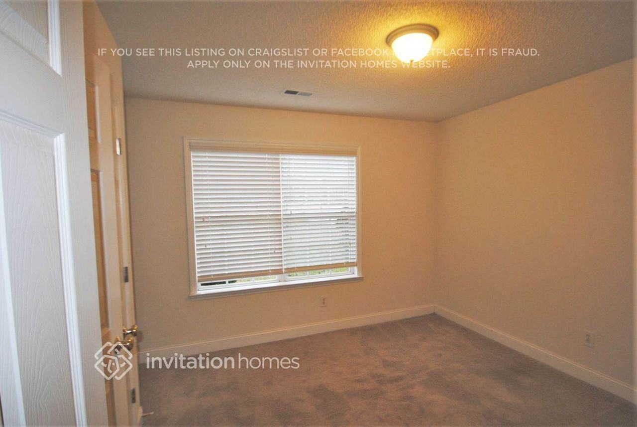8427 Quail Hollow Dr - Photo 4 of 7