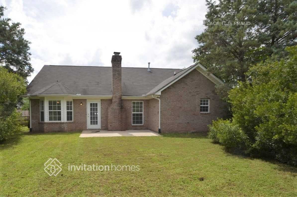 8427 Quail Hollow Dr - Photo 6 of 7