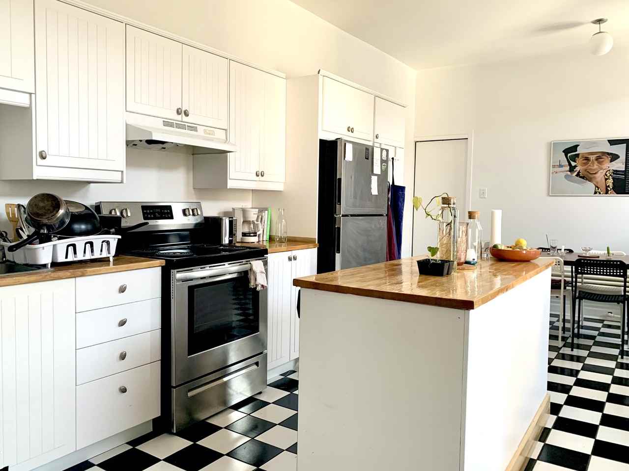 4180 St. Denis - Photo 2 of 9