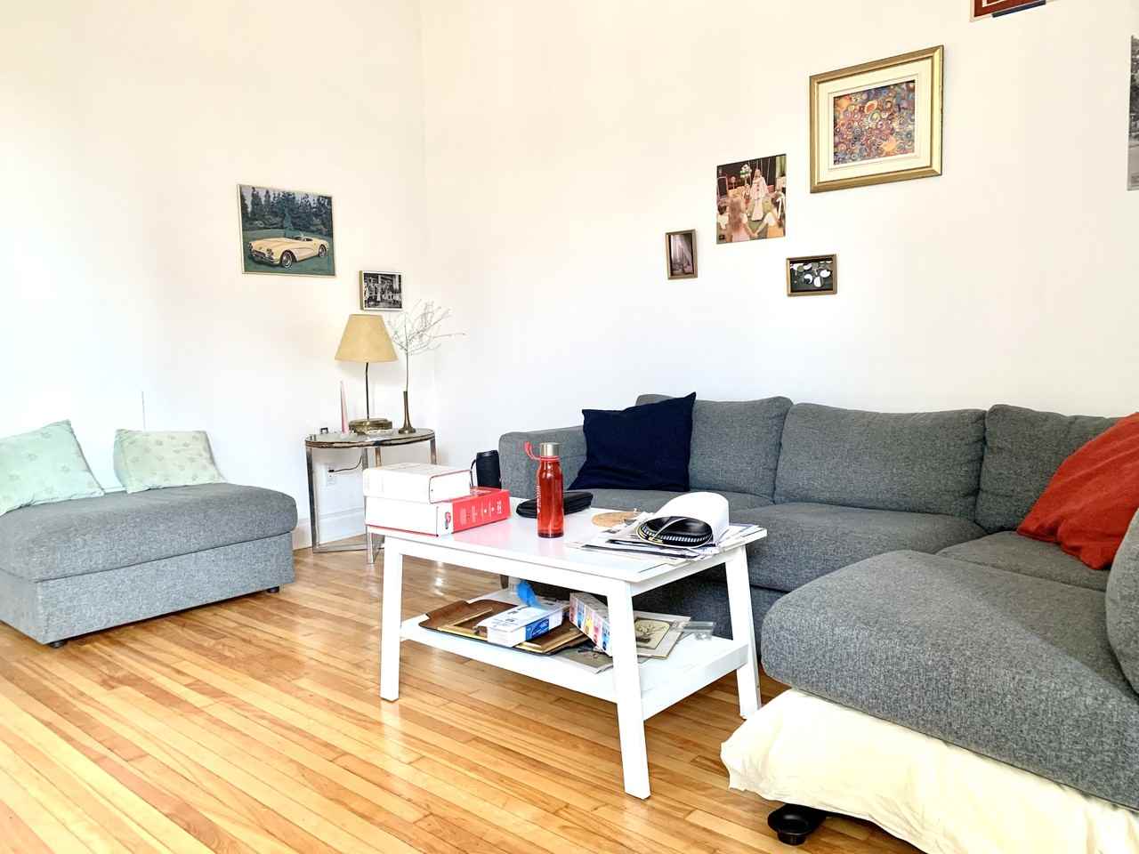 4180 St. Denis - Photo 5 of 9