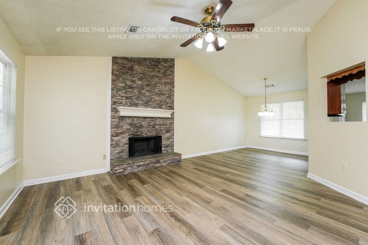 617 Veal Rd - Photo 4 of 17