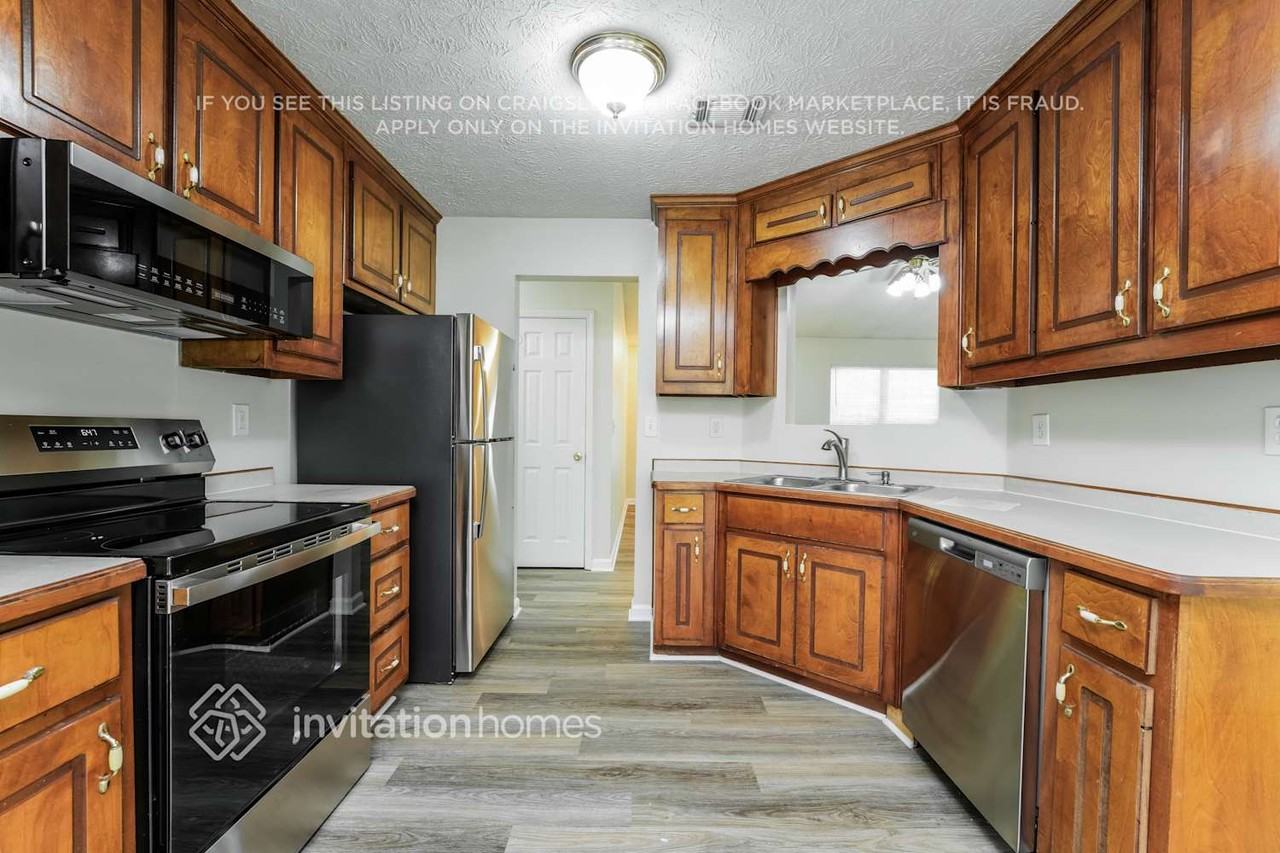 617 Veal Rd - Photo 7 of 17