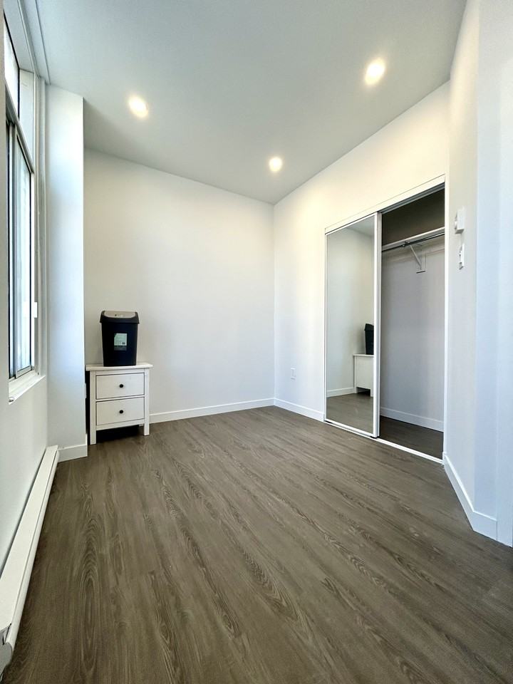 1103-1105 Avenue Laurier West - Photo 4 of 16