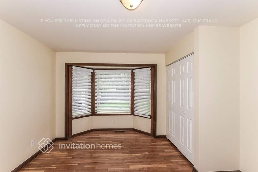 2915 188th Pl - Photo 7 of 21