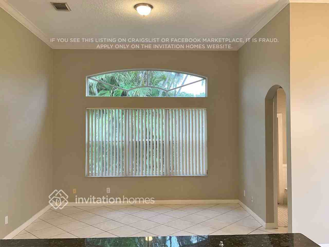 5633 Nw 106th Way - Photo 4 of 15