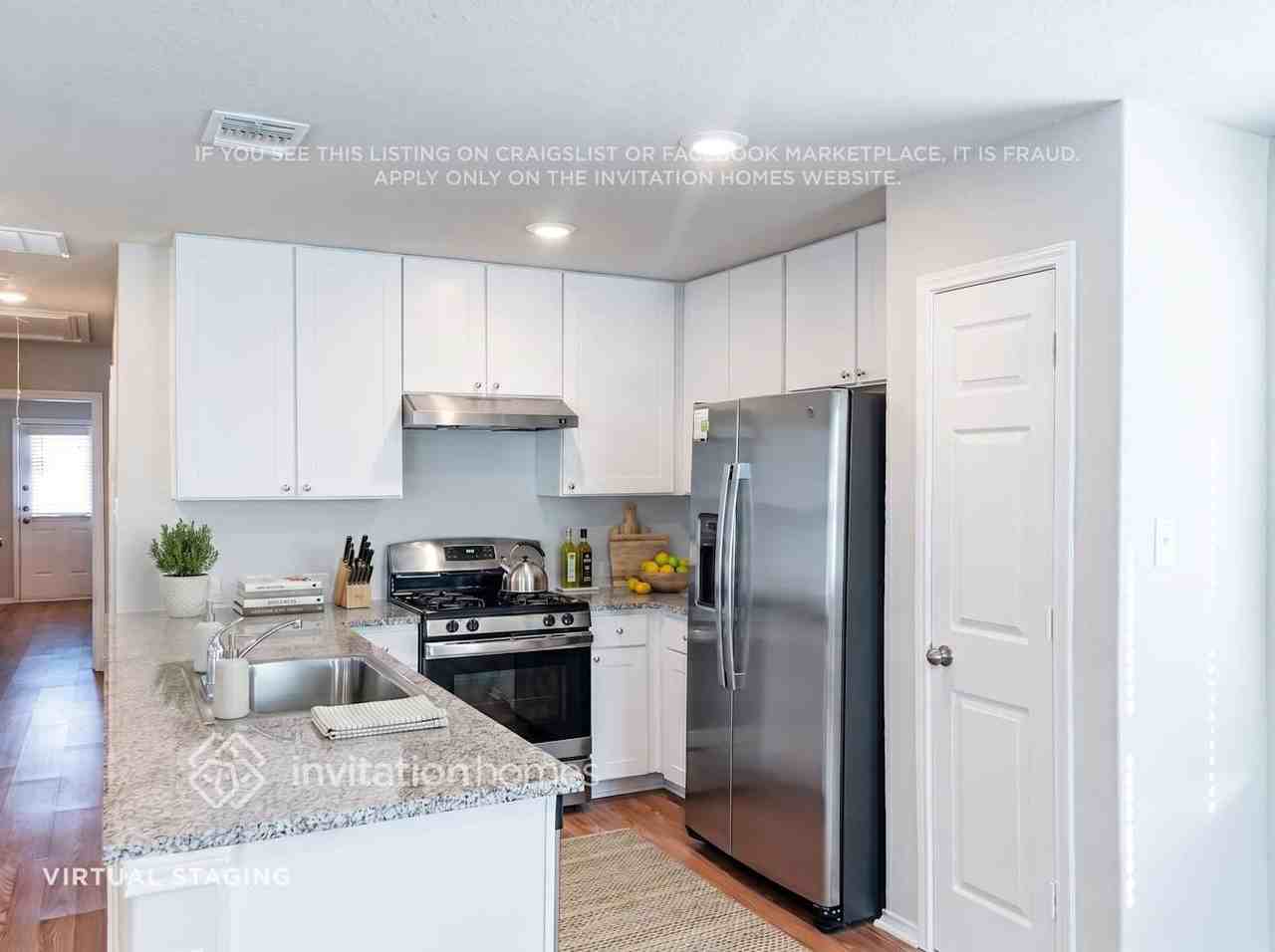 5528 Verdugos Palace - Photo 7 of 19